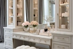 Classic French dressing table with premium wood finish