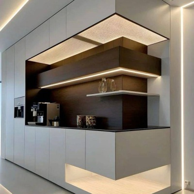 Corner cabinet
